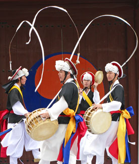 Folk Performance Folk Performance